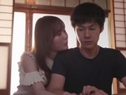 親戚姊姊她挑逗處男的我 坂道美琉